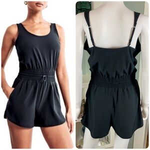 Abercrombie & Fitch Size Medium TALL Traveler Black Romper Shorts playsuit M